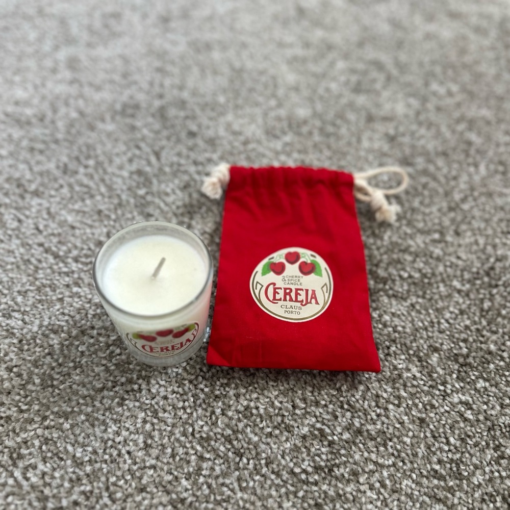 Cereja Scented Candle with Red Drawstring Pouch